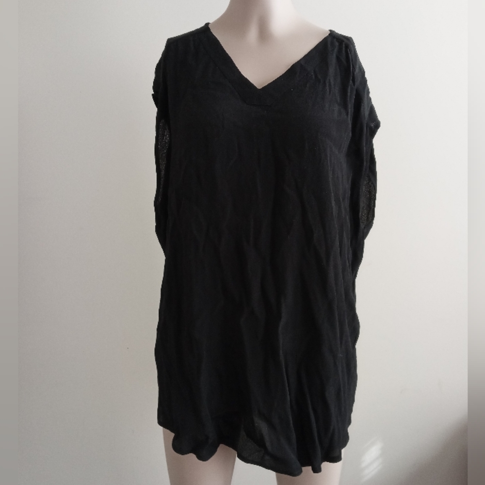CHICOS new black blouse size medium New with tags v neck